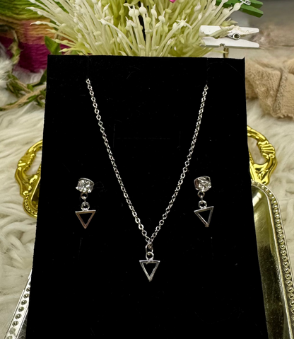 Minimalist Triangle Pendant Necklace Set